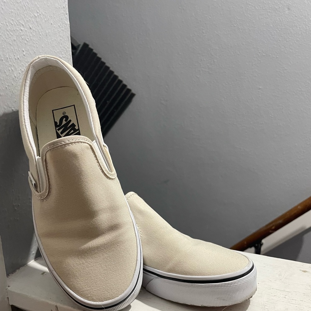 Vans Off-White Slip-On Shoes - Picture 2 of 2